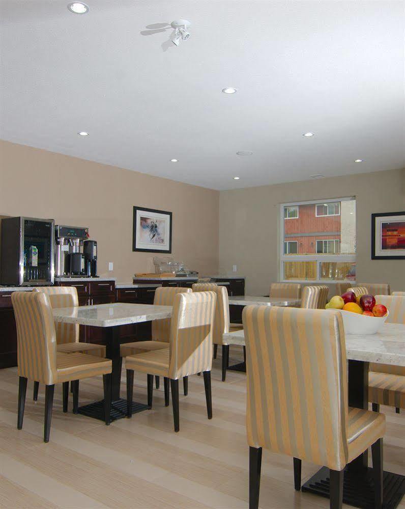 Paradise Inn And Suites Redwater Εξωτερικό φωτογραφία